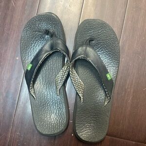 Sanuk flip flops